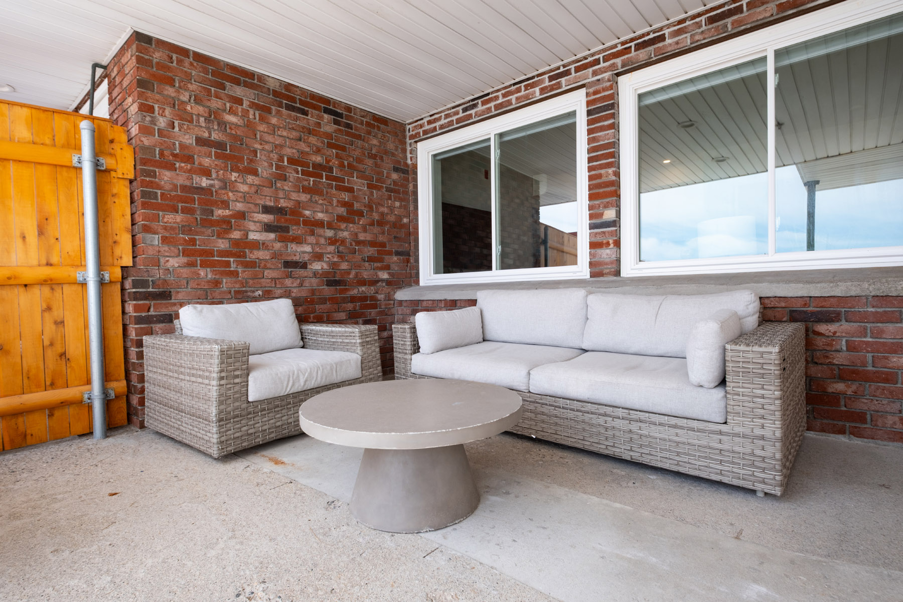 310 Beachfront King Apartment-13