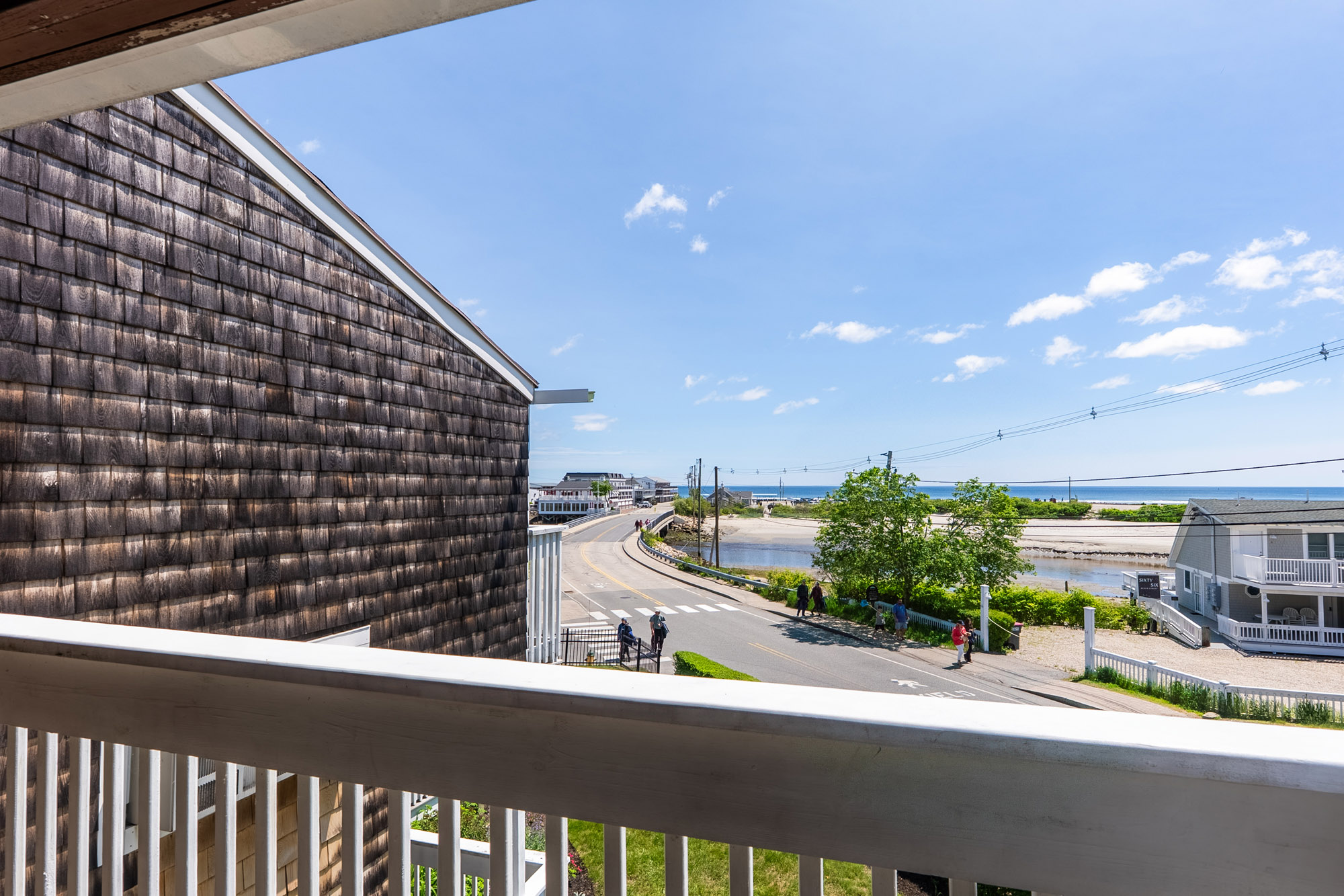 ASP_LodgeTwoQueen_BeachStreetEfficiency_Room158-4