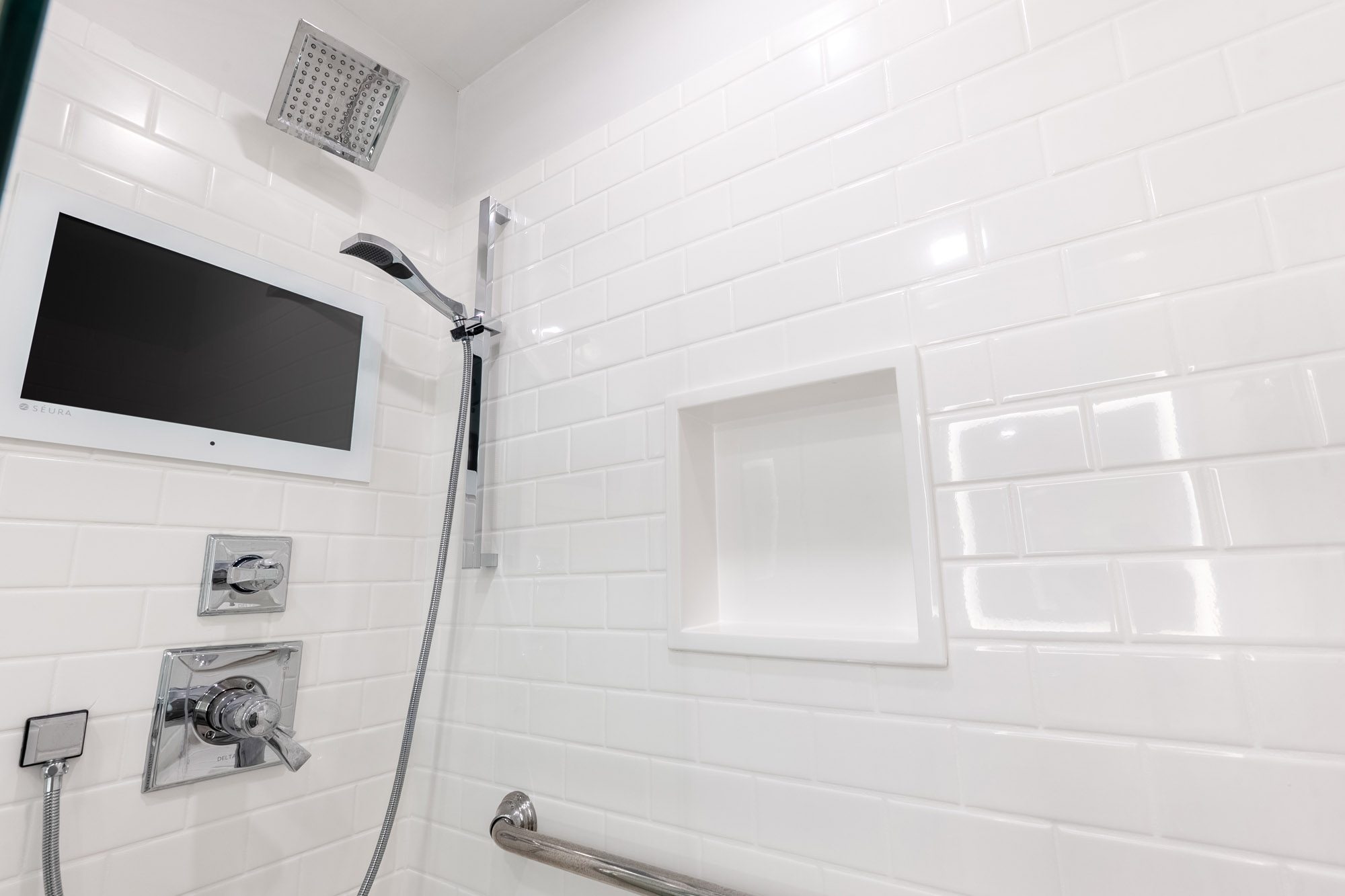 ASP_LodgeTwoQueen_BeachStreetEfficiency_Room158-7