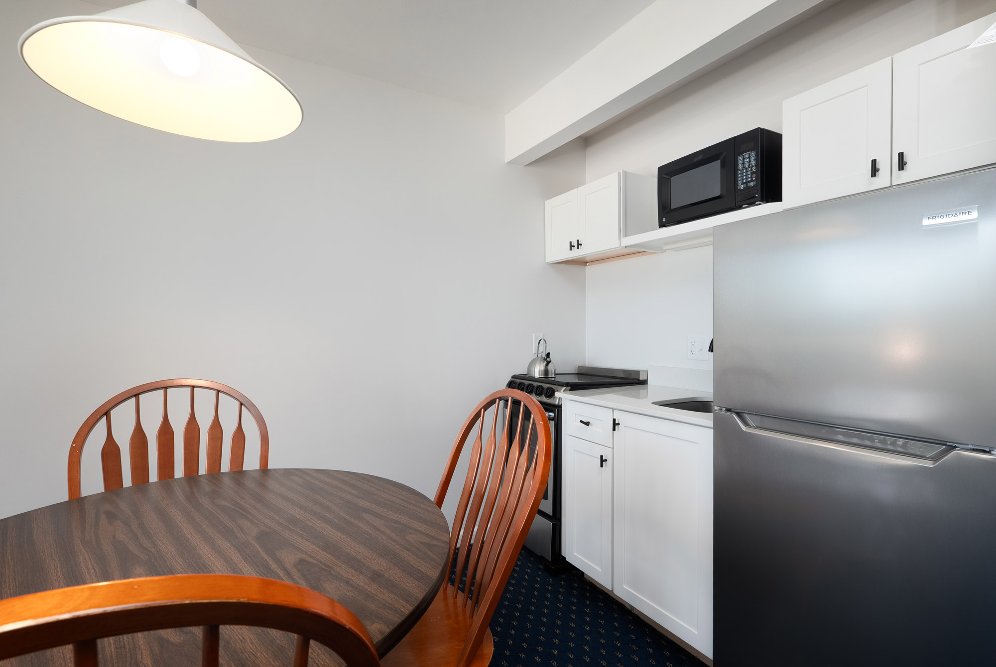 ASP_Lodge_TwoQueenFront_Riverview_Apartment_Room162 ASP_Lodge_TwoQueen_FrontRiverview_Room162 Apartment_-3