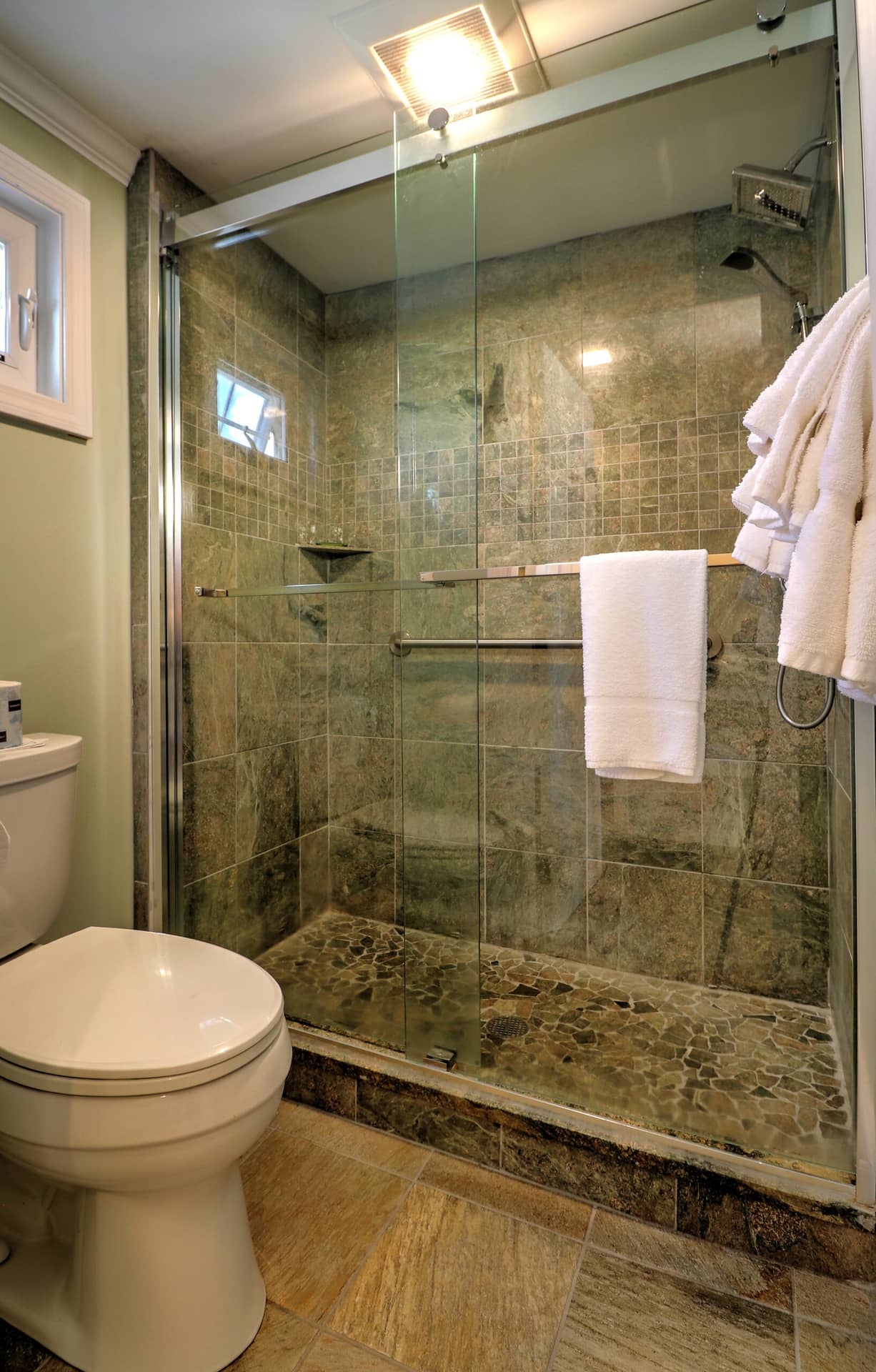 Norseman_OGT Portside Reno 24-4_Bathroom