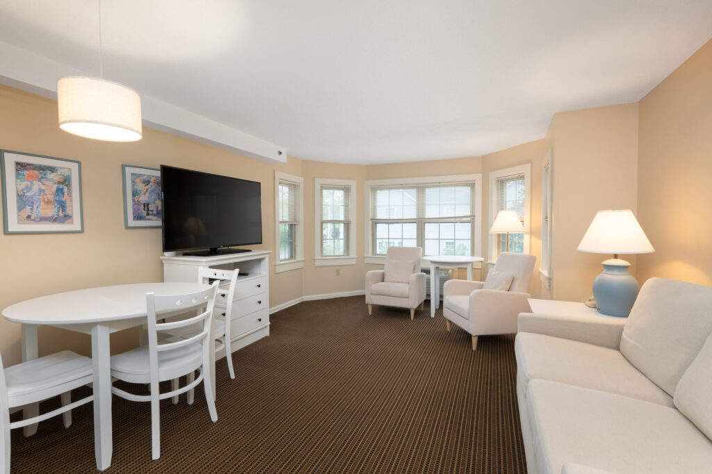SEA_2DblBedApt_(2nd FL)_Room204-2