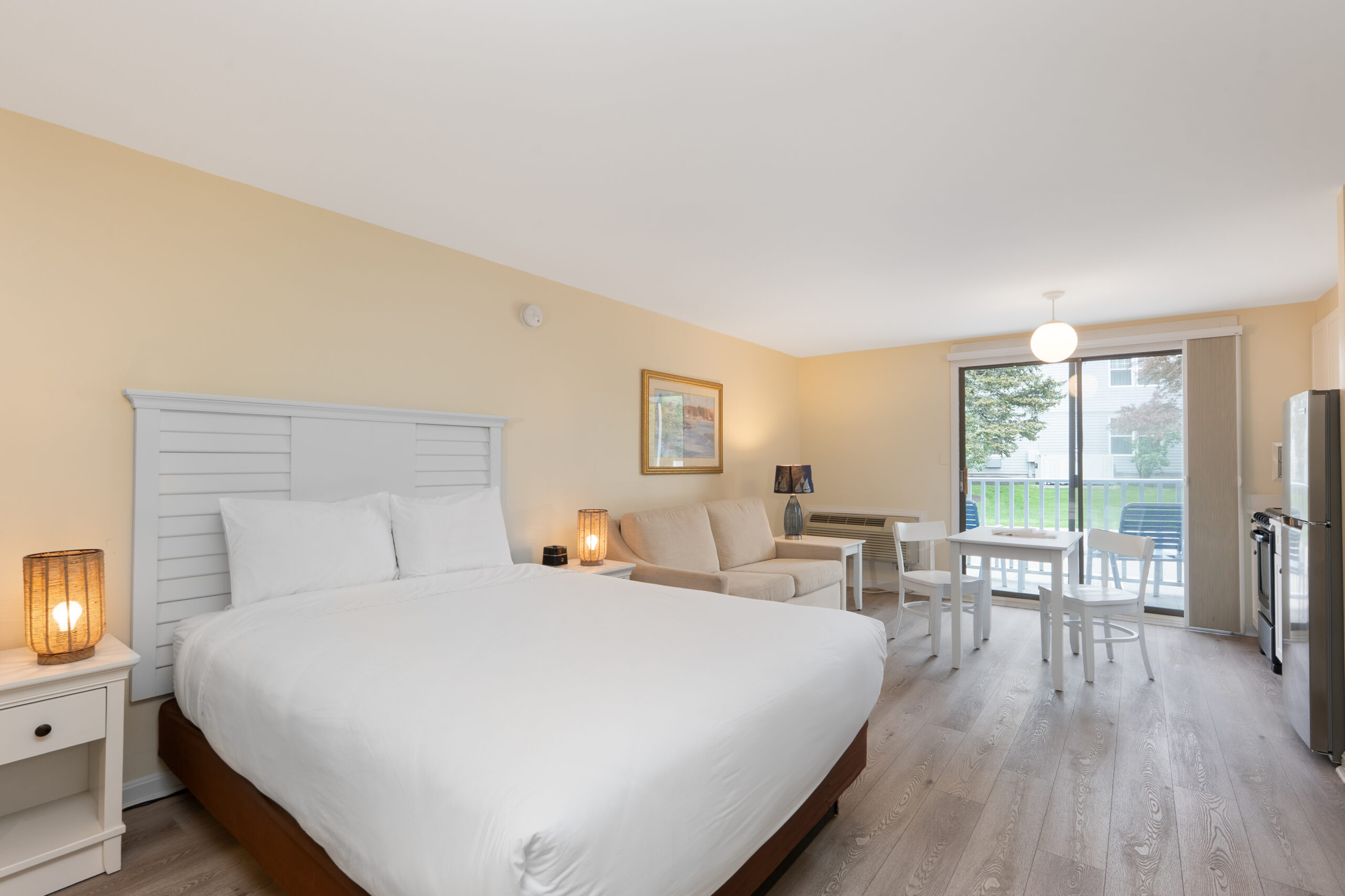 SEA_Obeds_1QSideStudio_(1st FL)_Room103-3