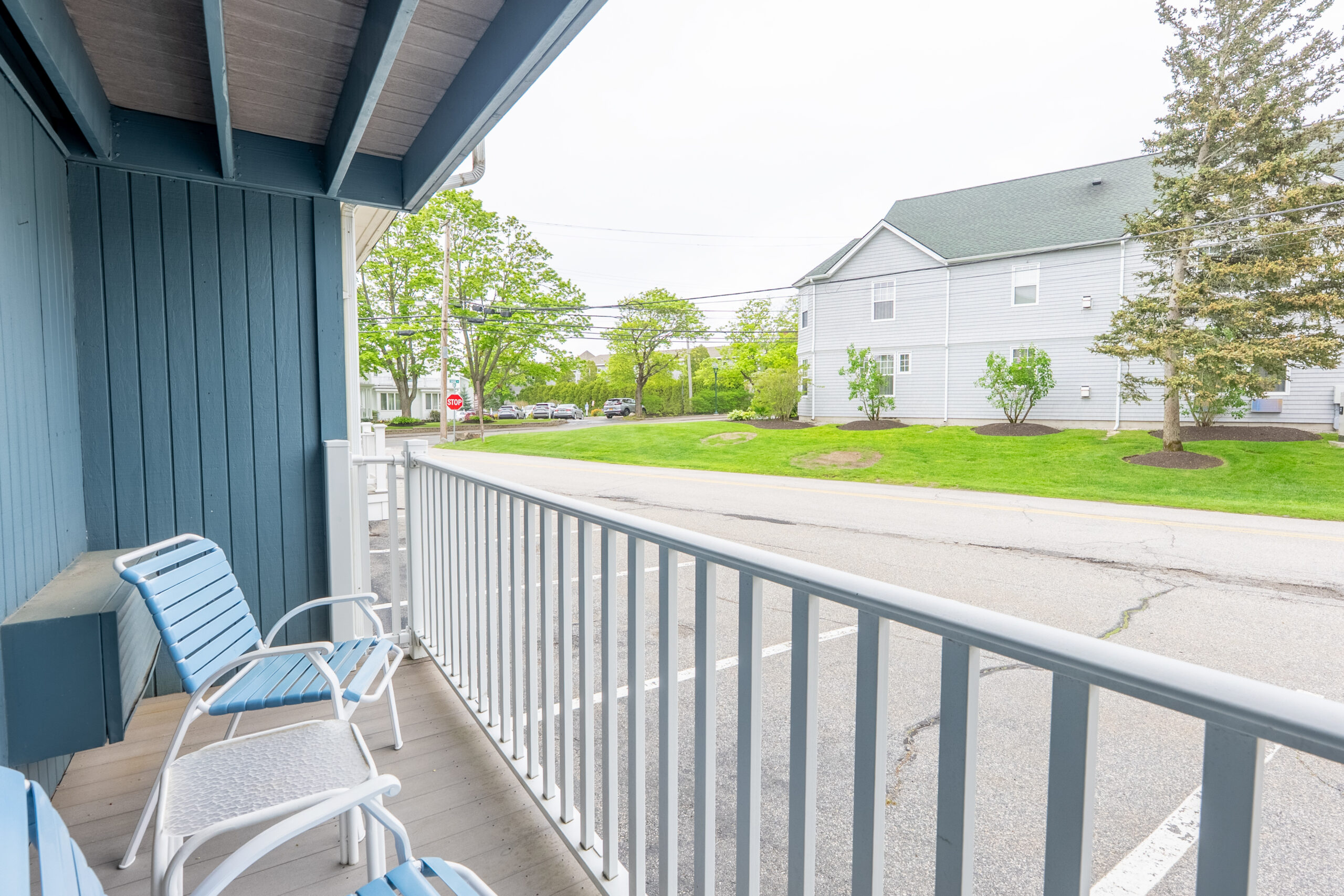 SEA_Obeds_1QSideStudio_(1st FL)_Room103-6