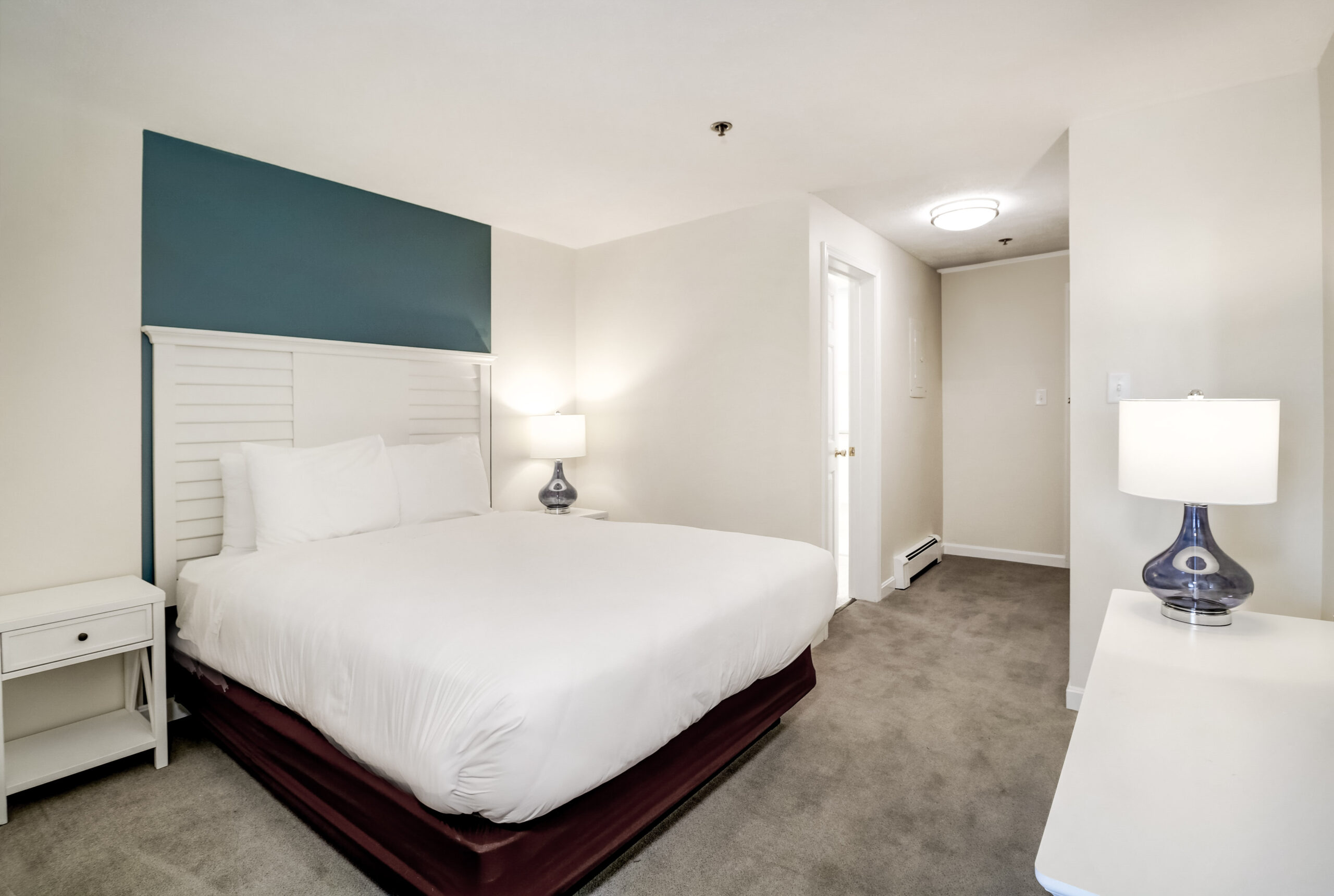 Seacastles resort room in ogunquit maine