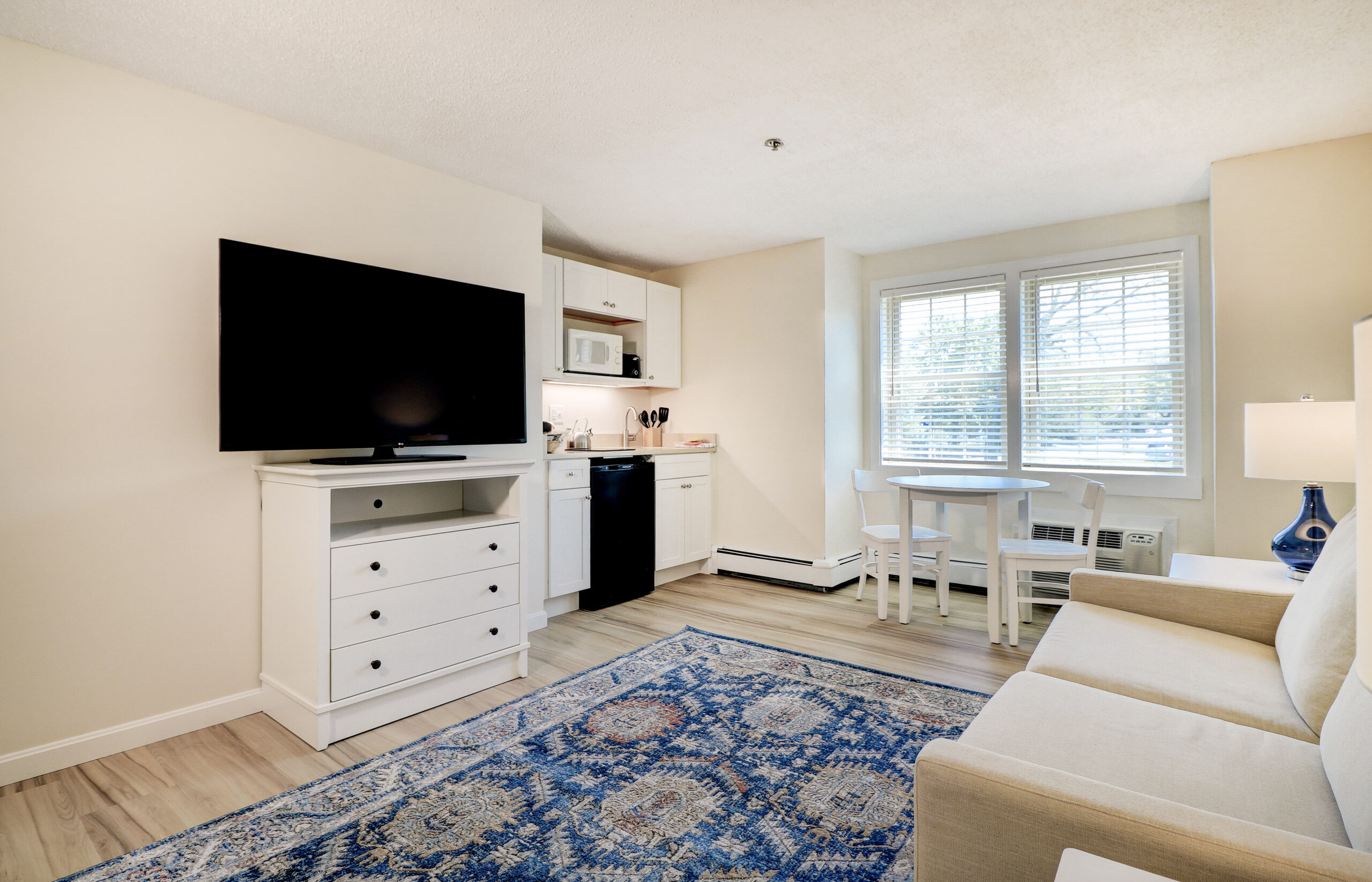 Seacastles Resort room in ogunquit maine
