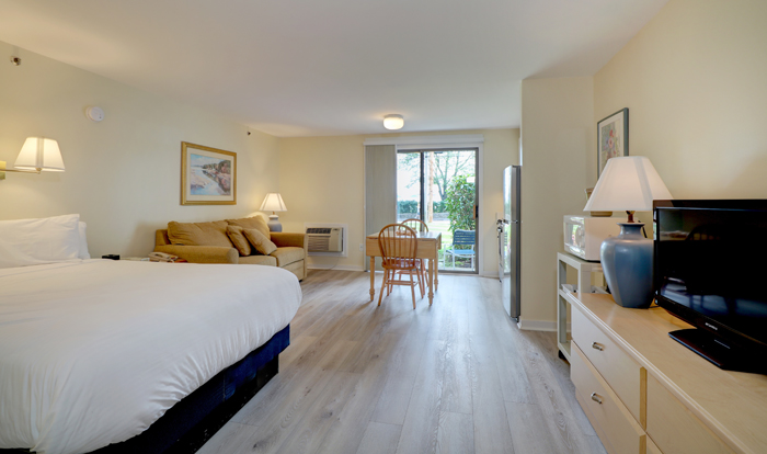 Sea #1 | Room 106